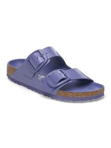 Birkenstock Skórzane klapki "Arizona" w kolorze fioletowym rozmiar: 40. Różowe klapki Birkenstock, bez wzorów, z otwartym noskiem, bez obcasa. Za 403,15 zł.