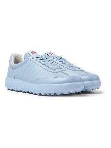 Camper Skórzane sneakersy w kolorze błękitnym rozmiar: 39. Niebieskie trampki Camper, bez wzorów, bez zapięcia. Za 333,81 zł.