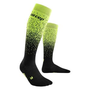 Skarpety kompresyjne damskie sportowe zimowe z wełną merino wysokie Snowfall CEP. Czarne skarpetki CEP, bez wzorów, z wełny. Za 199,00 zł.