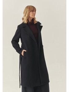 TATUUM Wełniany płaszcz w kolorze czarnym rozmiar: 38. Czarne płaszcze Tatuum, bez wzorów, z tkaniny, bez kaptura. Za 751,45 zł.
