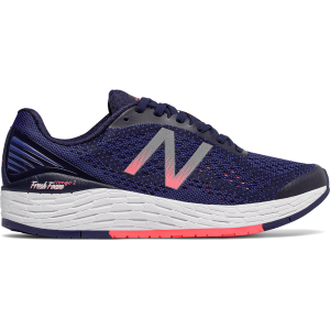 New Balance WVNGOYB2. Trampki marki New Balance. W wyprzedaży za 329,99 zł.