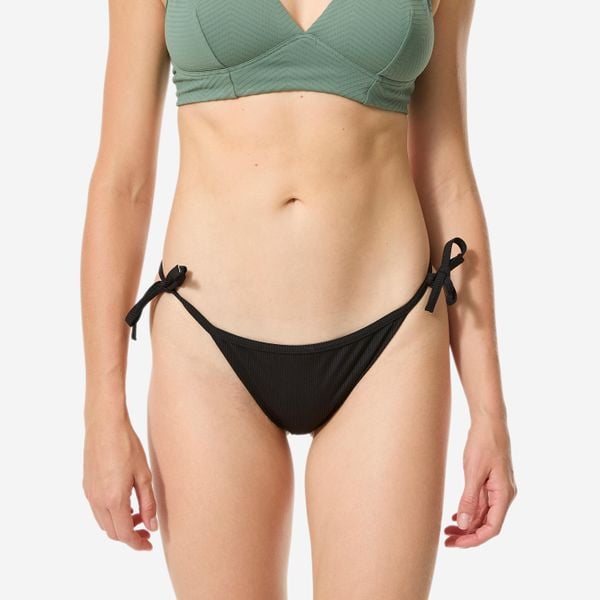 Dół kostiumu kąpielowego damski Decathlon Sandy Simy. Czarne bikini OLAIAN, bez wzorów, z elastanu. Za 44,99 zł.