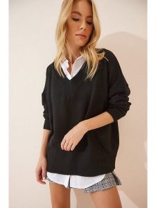 Happiness Istanbul Sweter w kolorze czarnym rozmiar: onesize. Czarne swetry oversize Happiness Istanbul, bez wzorów, bez ramiączek. Za 91,77 zł.