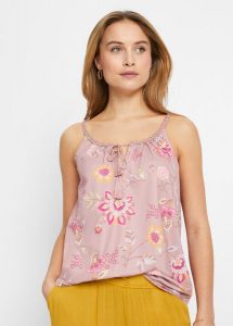 Top shirtowy w kwiaty. Niebieskie topy bonprix, bez wzorów, z koronki, bez kołnierzyka, bez ramiączek. Za 79,99 zł.