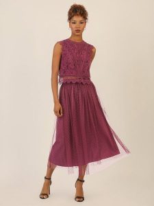 APART Spódnica tiulowa w kolorze bordowym rozmiar: 34. Czerwone spódnice Apart, bez wzorów, z tiulu, maxi. Za 252,99 zł.