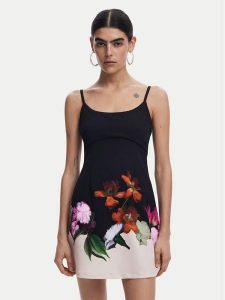 Desigual Sukienka letnia Le Mans 25SWVW16 Czarny Regular Fit. Czarne kombinezony Desigual, na lato, m, bez wzorów, z syntetyku, bez kołnierzyka, bez ramiączek. Za 289,99 zł.
