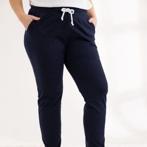 Granatowe spodnie dresowe Klara XXL OVERSIZE JESIEŃ. Spodnie dresowe Moda Size Plus Iwanek, na jesień, s, bez wzorów, z bawełny. Za 159,90 zł.