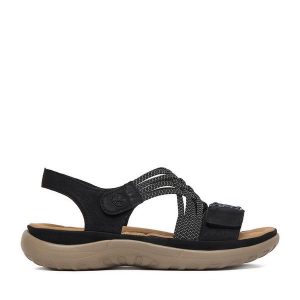 Sandały Rieker. Czarne sandały Rieker, bez wzorów, bez obcasa, na płaskiej podeszwie, bez zapięcia. Za 339,99 zł.