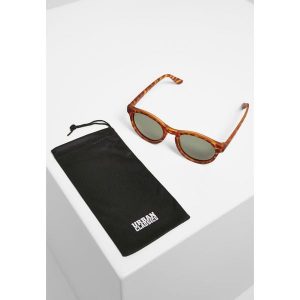 Okulary przeciwsłoneczne Urban Classics sunrise uc. Brązowe okulary przeciwsłoneczne Urban Classics. W wyprzedaży za 34,50 zł.