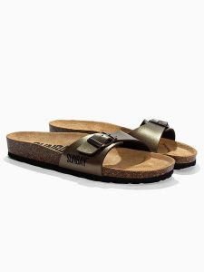 Sunbay Klapki "Jasmin" w kolorze złotym rozmiar: 36. Żółte klapki Sunbay, bez wzorów, z otwartym noskiem, bez obcasa. Za 122,96 zł.