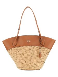 Guess Shopper bag w kolorze jasnobrązowym - 52 x 32 x 15 cm rozmiar: onesize. Brązowe shopper bag Guess, z aplikacjami, z materiału, na ramię, bez dodatków. Za 482,03 zł.