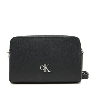 Torebka Calvin Klein Jeans. Czarne torebki klasyczne Calvin Klein Jeans, bez wzorów, z jeansu, bez dodatków. Za 239,99 zł.