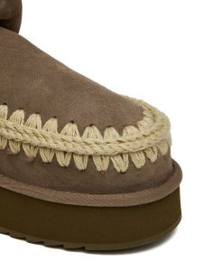 Mou Śniegowce MU.FW681010A Szary. Szare buty zimowe Mou, ze skóry, bez obcasa, bez zapięcia. Za 839,99 zł.