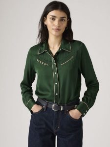 Levi's Koszula w kolorze zielonym rozmiar: M. Zielone koszule Levi's®, m, bez wzorów, z wiskozy, bez kołnierzyka, bez ramiączek. Za 168,06 zł.