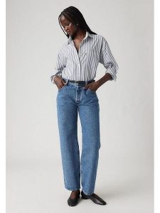Levi's Dżinsy - Mom fit - w kolorze niebieskim rozmiar: W28/L27. Niebieskie jeansy Levi's®, bez wzorów. Za 198,95 zł.