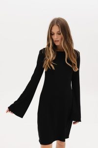 SUKIENKA ANABEL CZARNA S - Flawless. Czarne sukienki Flawless, na co dzień, s, bez wzorów, z elastanu, boho, bez kołnierzyka, bez ramiączek, rozkloszowane. Za 269,00 zł.