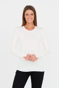 GUESS Beżowy damski cienki sweter, Rozmiar S. Brązowe swetry klasyczne Guess, s, bez kołnierzyka. W wyprzedaży za 209,99 zł.