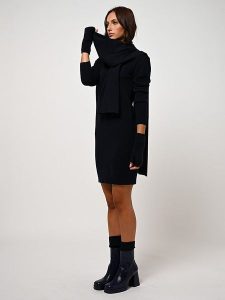 AUTHENTIC CASHMERE Kaszmirowa sukienka "Armet" w kolorze granatowym rozmiar: M. Niebieskie sukienki AUTHENTIC CASHMERE, m, bez wzorów, z kaszmiru, bez kołnierzyka, bez ramiączek, mini. Za 412,37 zł.