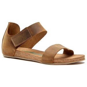 Comfortfusse Skórzane sandały w kolorze jasnobrązowym rozmiar: 41. Brązowe sandały Comfortfüße, bez wzorów, ze skóry, z otwartym noskiem, bez obcasa, bez zapięcia. Za 252,99 zł.