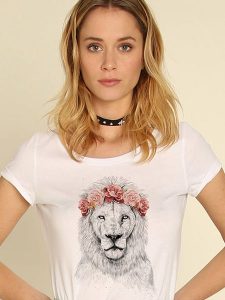WOOOP Koszulka "Festival Lion Spring" w kolorze białym rozmiar: XXL. Białe bluzki Wooop, xxl, bez wzorów, z bawełny, bez kołnierzyka, bez ramiączek. Za 43,88 zł.