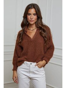 L'armoire de Suzette Sweter w kolorze brązowym rozmiar: 34/36. Brązowe swetry oversize L'armoire de Suzette, l, bez wzorów, ze splotem, bez ramiączek. Za 152,45 zł.