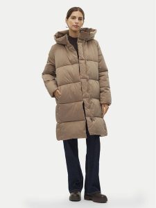 Vero Moda Płaszcz zimowy Stella 10300030 Beżowy Loose Fit. Brązowe płaszcze Vero Moda, na zimę, m, bez wzorów, z syntetyku, bez kaptura. Za 329,99 zł.