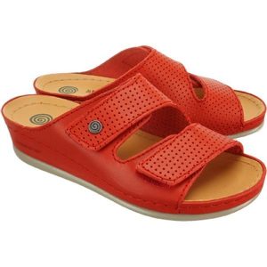 Dr. BRINKMANN 700568-4 rot, klapki profilaktyczne damskie. Czerwone klapki Dr. Brinkmann, bez wzorów, bez obcasa. Za 329,90 zł.