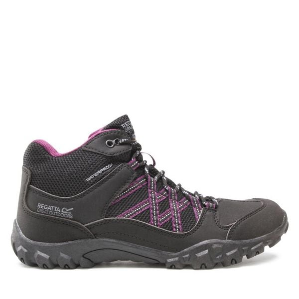 Trekkingi Regatta. Czarne buty sportowe Regatta, bez wzorów, bez zapięcia, trekkingowe. Za 199,99 zł.