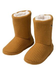 Maryplaid Kapcie w kolorze jasnobrązowym rozmiar: 40/41. Brązowe kapcie maryplaid, bez wzorów, z materiału. Za 52,99 zł.