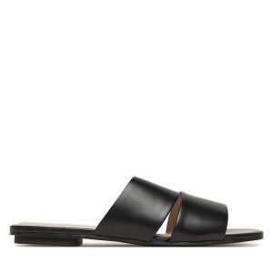Klapki Calvin Klein. Czarne klapki Calvin Klein, bez wzorów, bez obcasa. Za 259,99 zł.