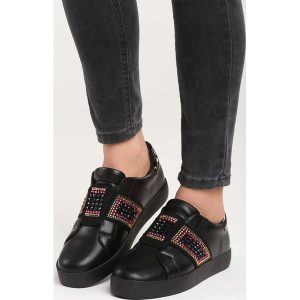 Czarne Buty Sportowe Call My Name. Buty sportowe marki Born2be. Za 49,99 zł.