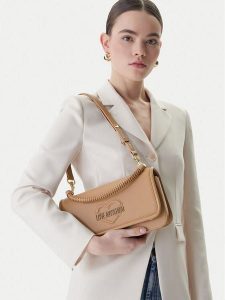 LOVE MOSCHINO Torebka JC4096PP1OLL0104 Beżowy. Brązowe torebki klasyczne LOVE MOSCHINO, bez wzorów, ze skóry, bez dodatków. Za 606,99 zł.