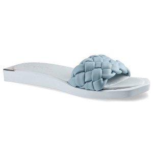 Klapki damskie Chebello, naturalna skóra licowa z szerokim plecionym paskiem wsuwaną konstrukcją oraz płaską podeszwą, niebieskie, 2609-366-PSK. Niebieskie klapki CheBello, bez wzorów, ze skóry, bez obcasa, na płaskiej podeszwie. Za 199,00 zł.