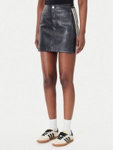 Adidas Spódnica z imitacji skóry Pleather KE5034 Czarny Regular Fit. Czarne spódnice ADIDAS, bez wzorów, ze skóry. Za 339,99 zł.