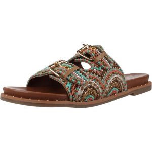 Sandały CARMELA 163200C Wielokolorowy. Buty trekkingowe Carmela, ze skóry, bez zapięcia. Za 318,99 zł.