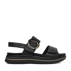 Sandały Remonte. Czarne sandały Remonte, bez wzorów, bez obcasa, na płaskiej podeszwie, bez zapięcia. Za 369,99 zł.