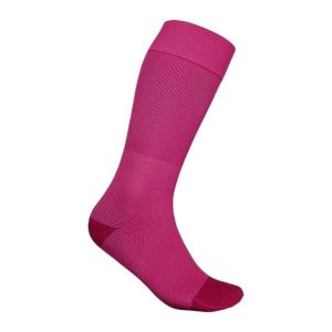 Ultra-lekkie skarpety kompresyjne dla kobiet Bauerfeind. Czerwone skarpetki BAUERFEIND, bez wzorów. Za 308,00 zł.