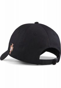 Czapka z daszkiem dla kibica portugalskiej piłki nożnej PUMA Black White. Białe czapki Puma, bez wzorów, eleganckie. Za 67,99 zł.