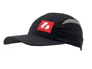 Czapka do biegania RUN Czarna. Czarne czapki BARNETT, bez wzorów, sportowe. Za 110,00 zł.