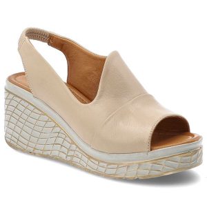 Sandały damskie Artiker, cholewka ze skóry naturalnej licowej wsuwany fason elastyczna wstawka przy pięcie, beżowe, 58C2039. Brązowe sandały ARTIKER, bez wzorów, ze skóry, bez obcasa, bez zapięcia. Za 269,00 zł.