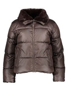 GAP Kurtka zimowa w kolorze ciemnobrązowym rozmiar: S. Brązowe kurtki GAP, na zimę, s, bez wzorów, z puchu, bez kaptura. Za 244,95 zł.