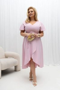 Asymetryczna sukienka Aleta z paskiem w talii w kolorze pudrowego różu PLUS SIZE XXL OVERSIZE WIOSNA. Czerwone sukienki Moda Size Plus Iwanek, do pracy, na wiosnę, plus size, bez wzorów, z elastanu, biznesowe, z asymetrycznym kołnierzem, plus size, bez ramiączek, mini, asymetryczne. Za 329,90 zł.