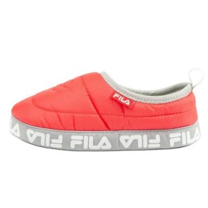 Kapcie Fila Comfider FFW0227.40062 czerwone. Czerwone kapcie bez wzorów, z gumy. Za 147,90 zł.