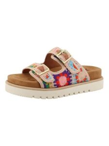 MUSTANG SHOES Klapki "Malina" ze wzorem rozmiar: 41. Klapki MUSTANG SHOES, bez wzorów, z otwartym noskiem, bez obcasa. Za 173,99 zł.