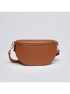 CXL by Christian Lacroix Skórzana saszetka w kolorze jasnobrązowym - 23 x 13 x 6 cm rozmiar: onesize. Brązowe nerki i saszetki CXL by Christian Lacroix, bez wzorów, z materiału. Za 186,45 zł.