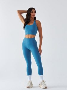 Legginsy Sportowe BeShaped Pilates Joga. Niebieskie legginsy BESHAPED, bez wzorów, z dzianiny, z podwyższonym stanem. Za 199,00 zł.