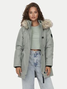 ONLY Parka Iris 15304625 Zielony Regular Fit. Zielone kurtki ONLY, l, bez wzorów, z syntetyku, bez kaptura. Za 349,99 zł.