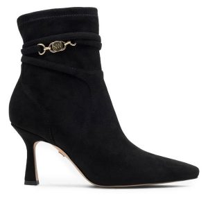 Botki Nine West. Czarne botki Nine West, bez wzorów, bez obcasa, na szpilce, bez zapięcia. Za 279,99 zł.