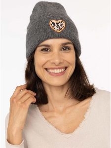 Zwillingsherz Czapka "Leo Heart" w kolorze szarym rozmiar: onesize. Szare czapki Zwillingsherz, bez wzorów, z materiału. Za 140,86 zł.