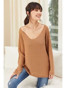 Milan Kiss Sweter w kolorze jasnobrązowym rozmiar: XL. Brązowe długie swetry Milan Kiss, xl, z wełny, bez kołnierzyka. Za 180,95 zł.